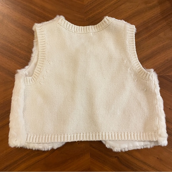 H&M faux fur vest, white - Picture 2 of 4